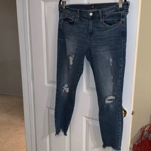 Gap distressed ankle jeggings